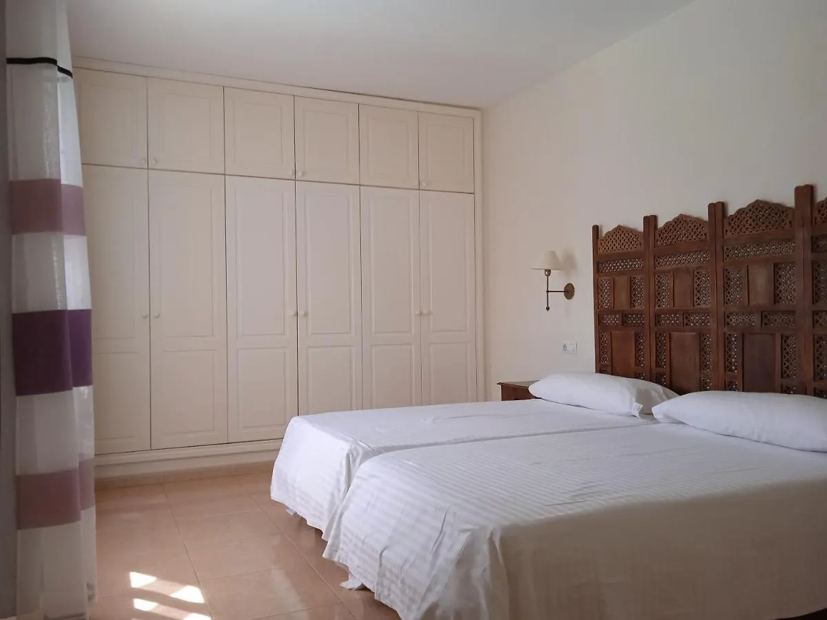 Villa Oasis II Коральео 0*,